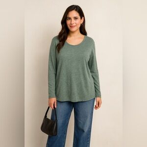 Smallshow Sage Green Long Sleeve Scoop Neck Top | Size‎ XXL